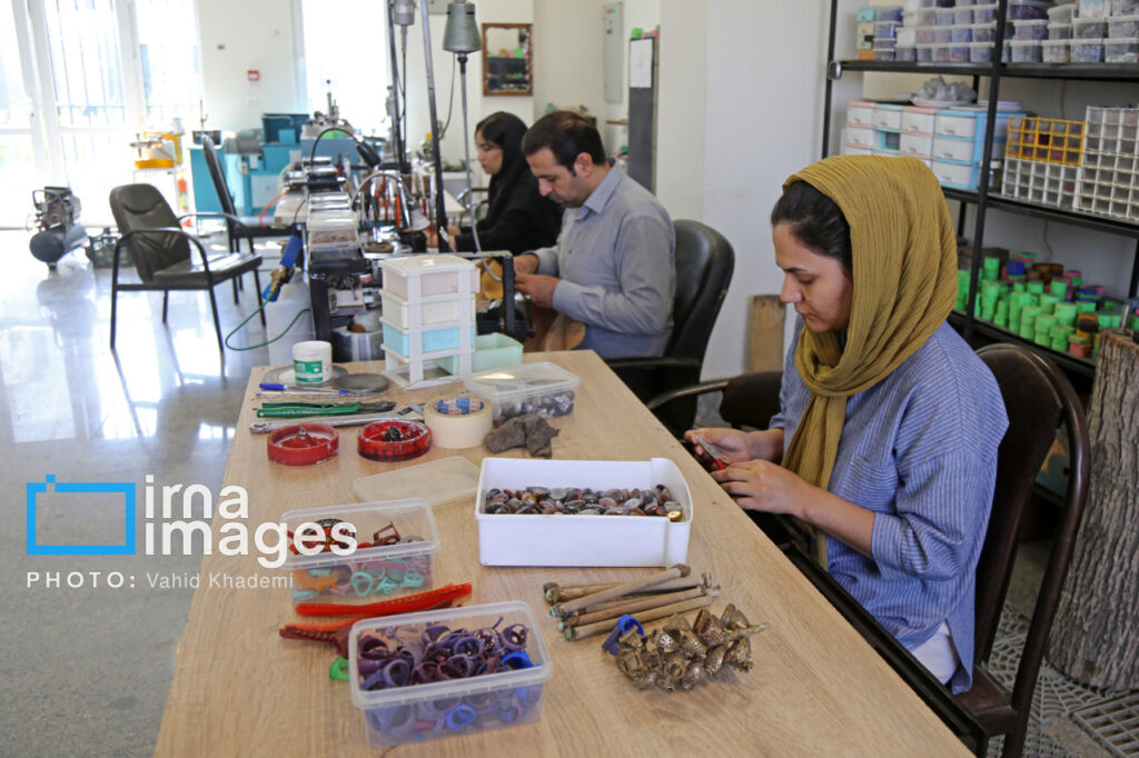 مراحل دقیق برش و تراش سنگهای قیمتی