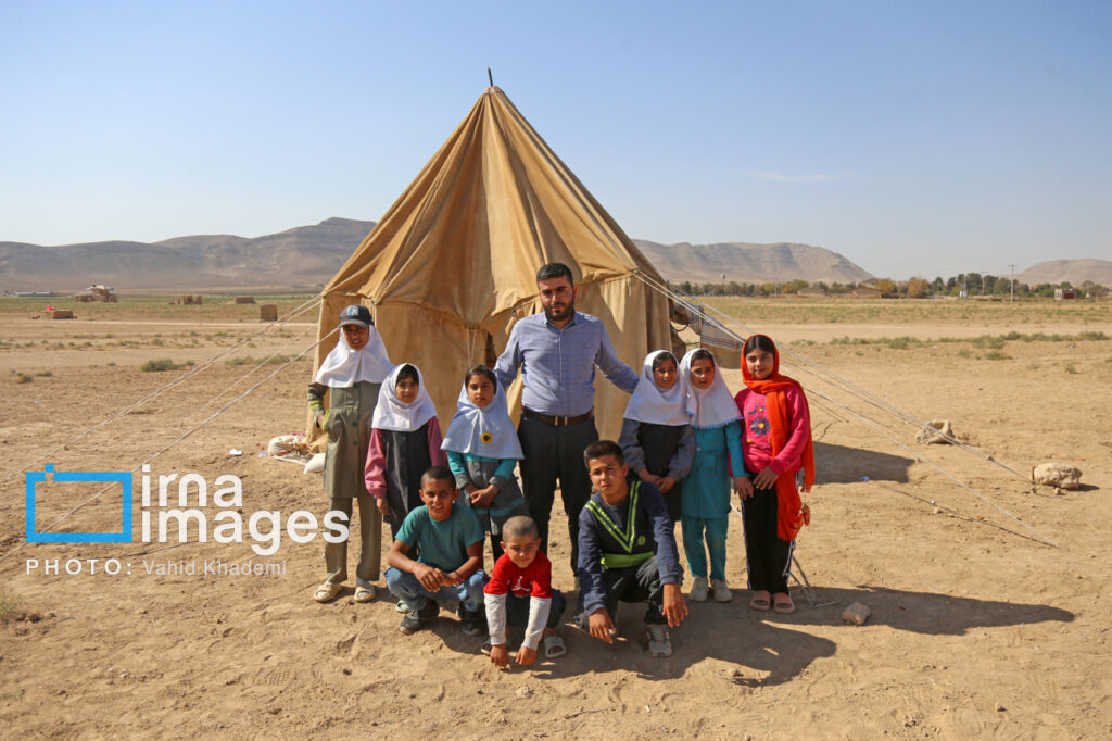 چادر مدرسه به عنوان نماد پویایی آموزش عشایری