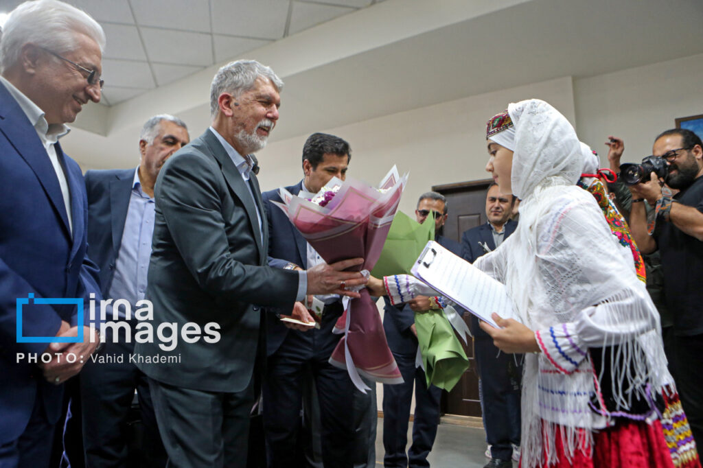 نشست هم‌اندیشی با مدیران و فعالان فرهنگی