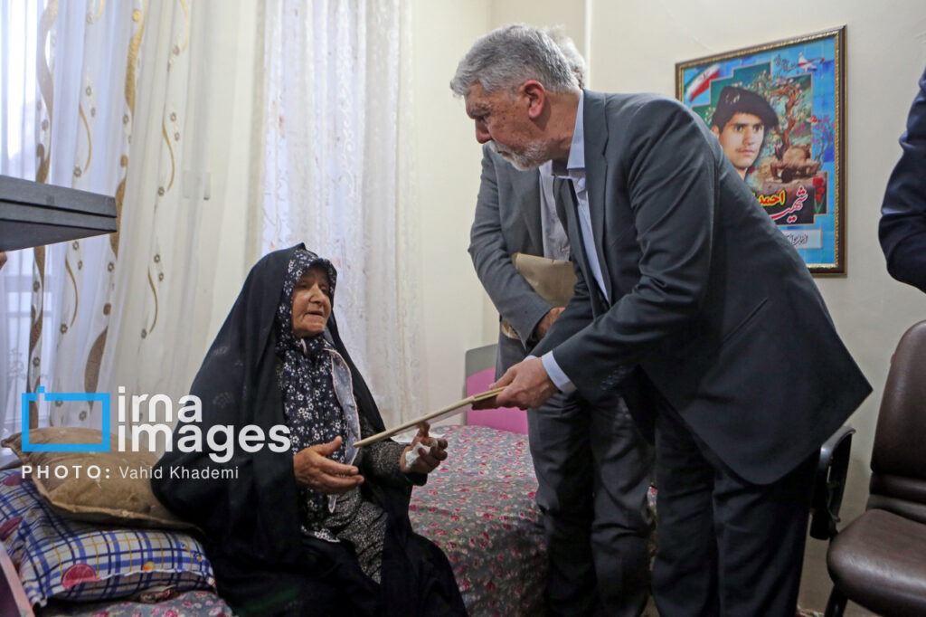 بازدید از مراکز فرهنگی و هنری استان