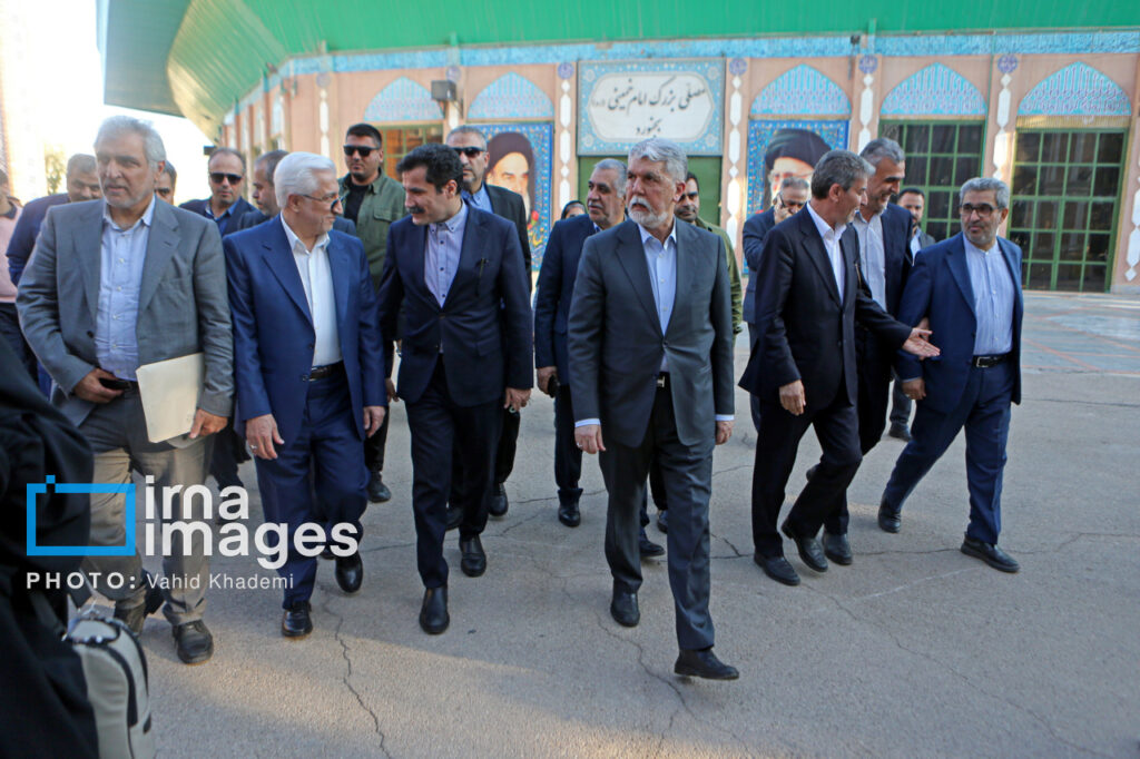 دیدار با نماینده ولی فقیه و خانواده شهید گریوانی