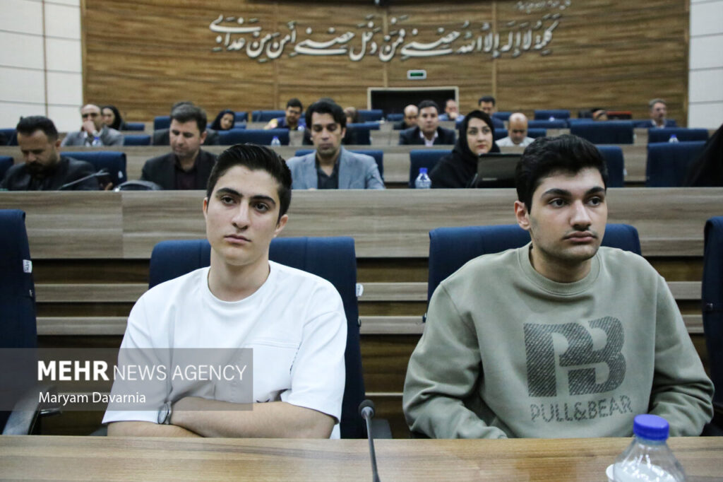 تجلیل از رتبه‌های برتر کنکور سراسری ۱۴۰۵ در بجنورد